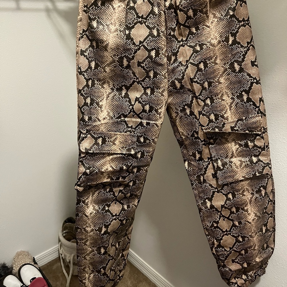Pretty little thing trousers